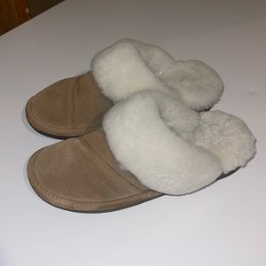 Nuknuuk Slippers